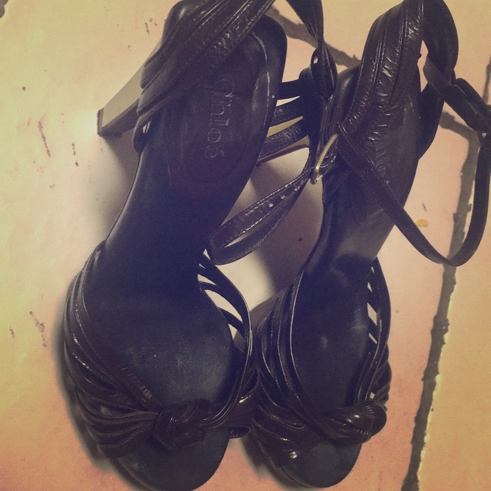 Chloe Beautiful  heels!!!